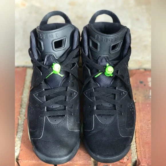 Air Jordan Retro 6 Electric Green GS Size 5.5Y / 7 Wmns